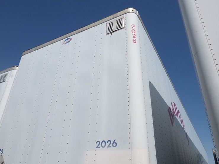 2005-utility-4000d-x-image-1