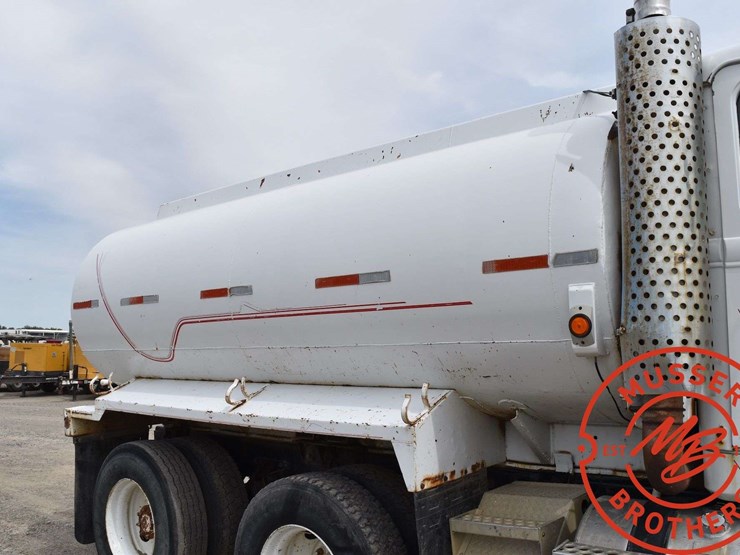 1992-western-star-3864s-image-17