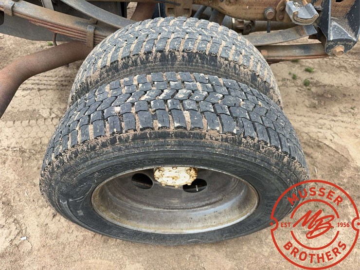1999-ford-f550-image-8