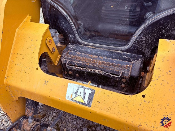 2018-cat-259-skid-steer-image-46