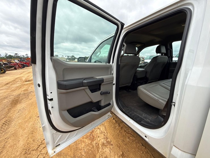 2017-ford-f150-image-11