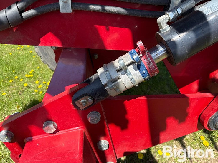 2020-case-ih-475-image-17