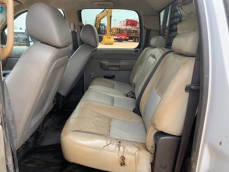 2008-chevrolet-silverado-3500hd-image-8