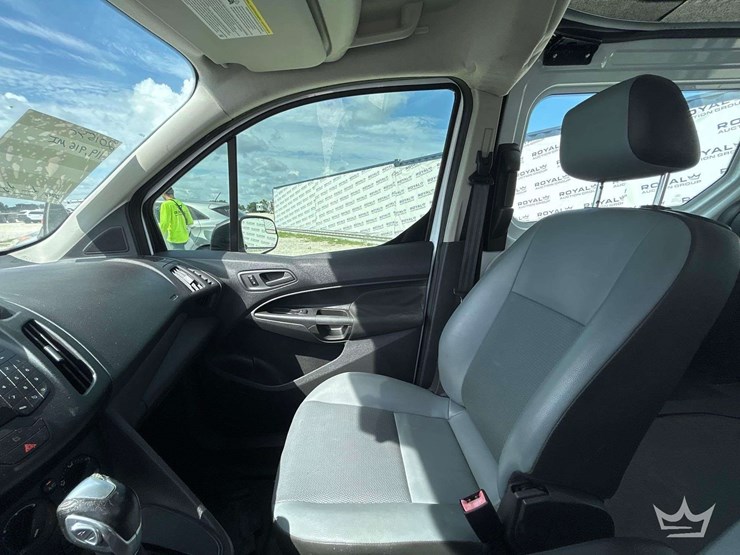 2015-ford-transit-connect-image-20