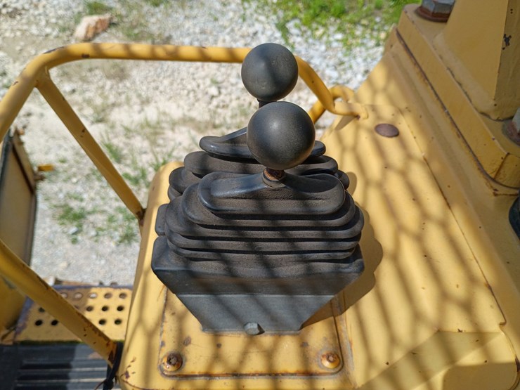 caterpillar-963b-image-48