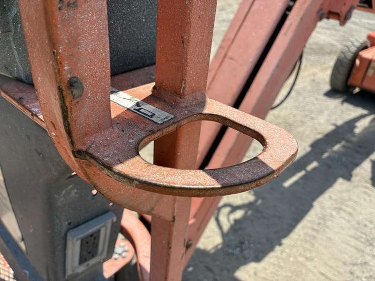 2011-jlg-e400ajpn-image-12