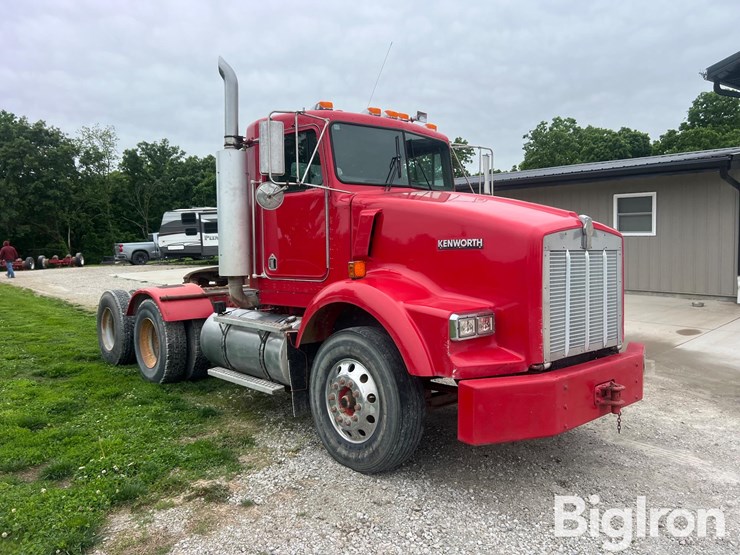 2000-kenworth-t800-image-3