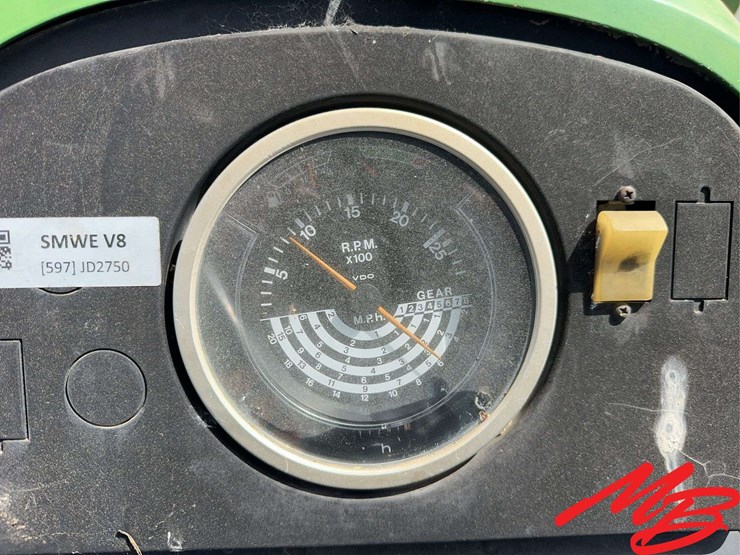 1984-john-deere-2750-image-30