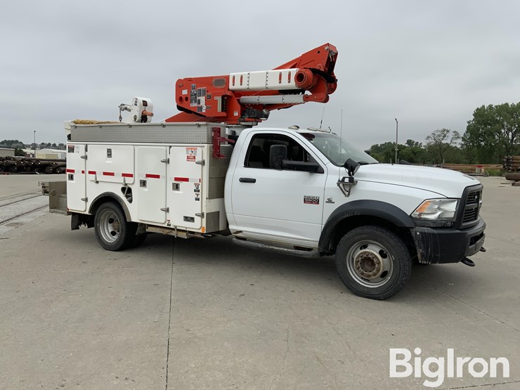2012-dodge-ram-5500-image-11