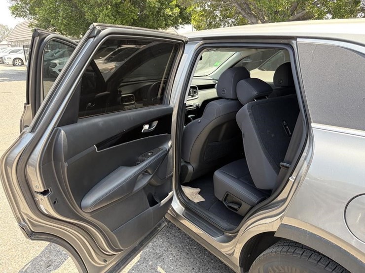 2019-kia-sorento-image-13