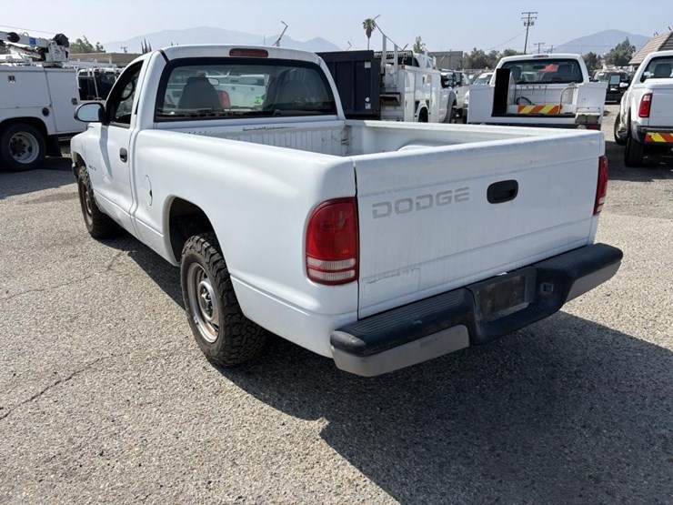 2000-dodge-dakota-image-4
