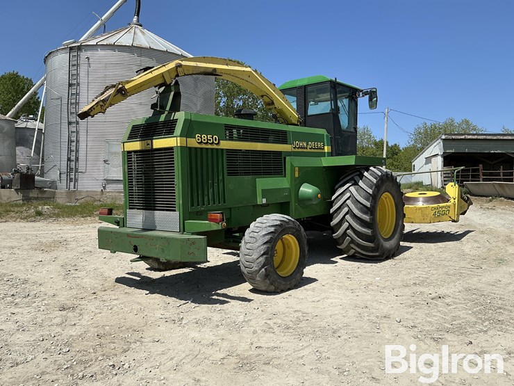 1998-john-deere-6850-image-5
