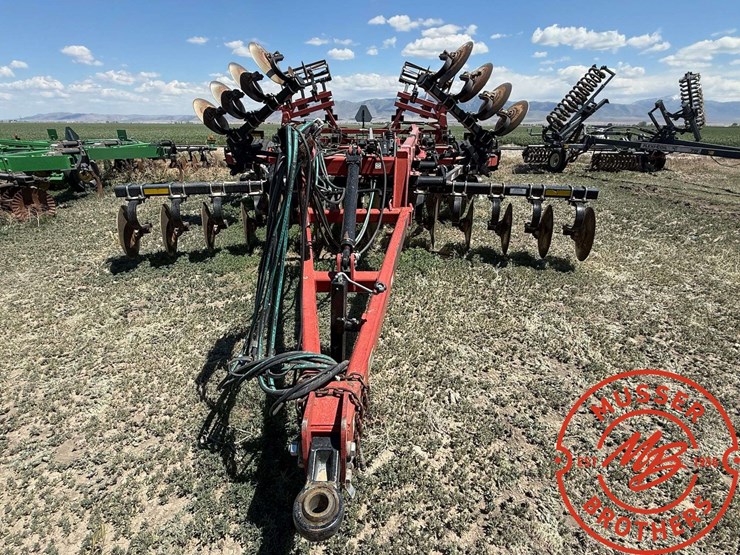 case-ih-ecolo-tiger-870-image-2