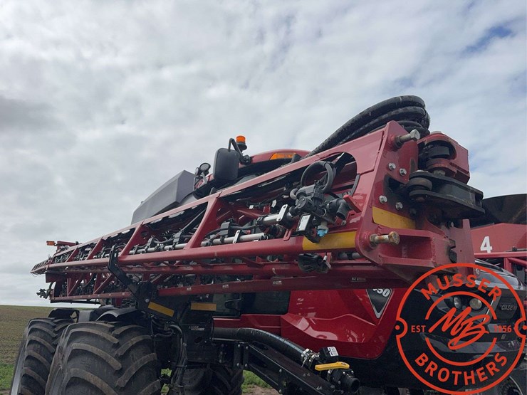 2023-case-ih-4450-image-55