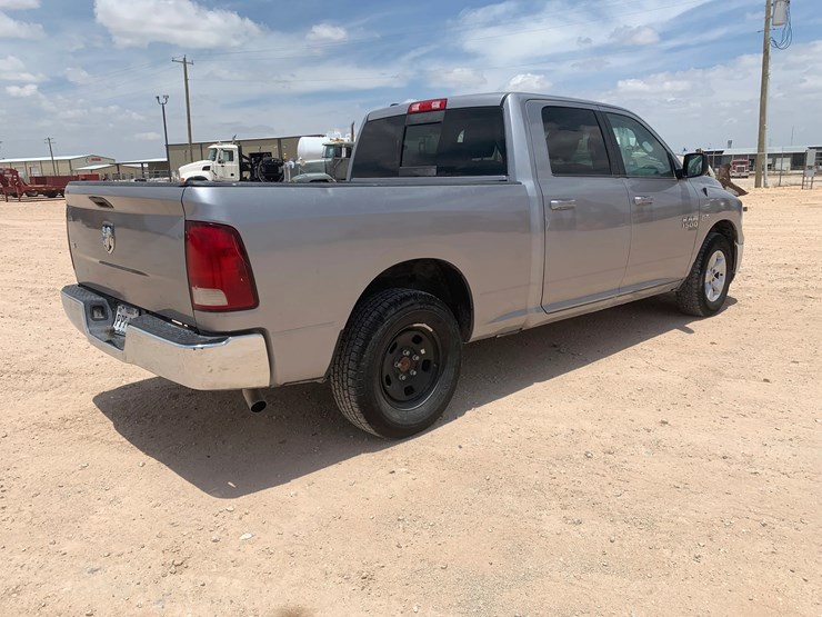 2019-ram-1500-classic-image-4