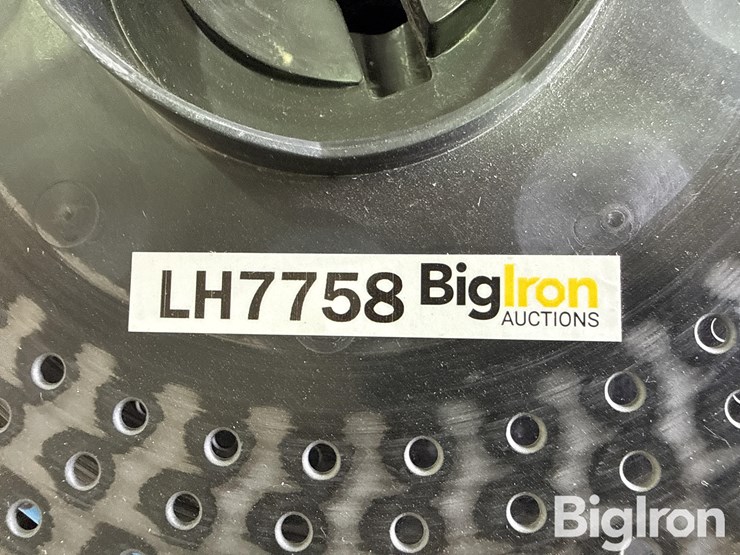 john-deere-planter-seed-plates-image-12