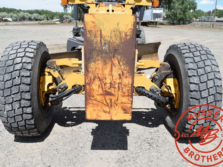 2008-deere-772d-image-19