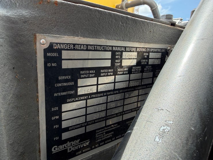 2020-kenworth-t800-image-18