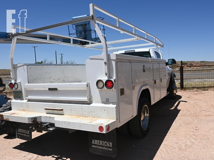 2014-dodge-ram-4500-image-2