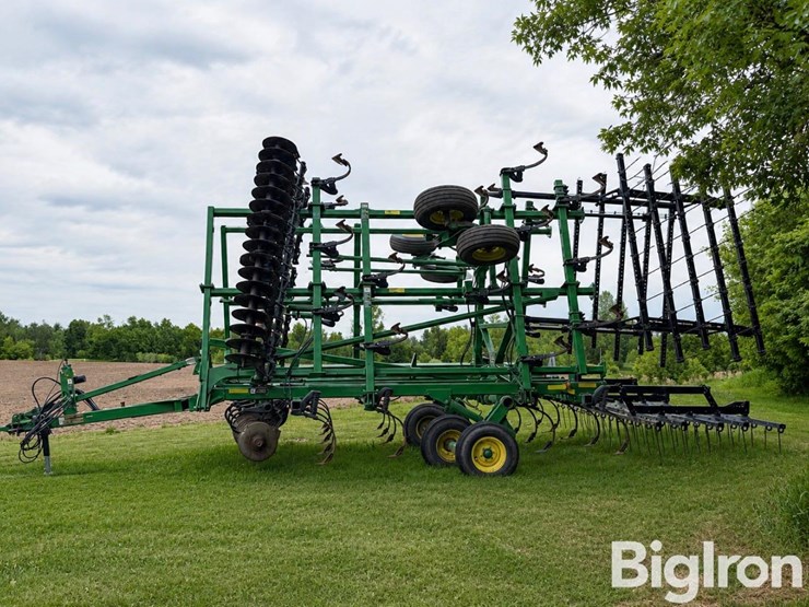 2014-john-deere-2310-image-8