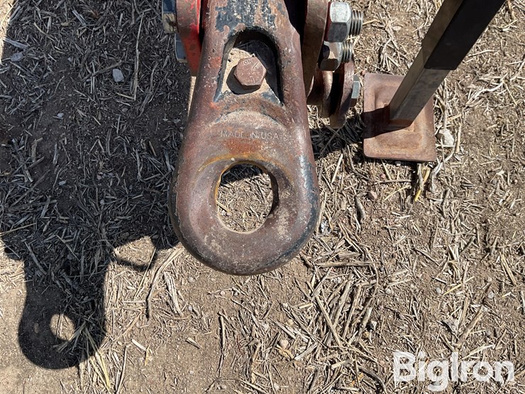 case-ih-330-image-9