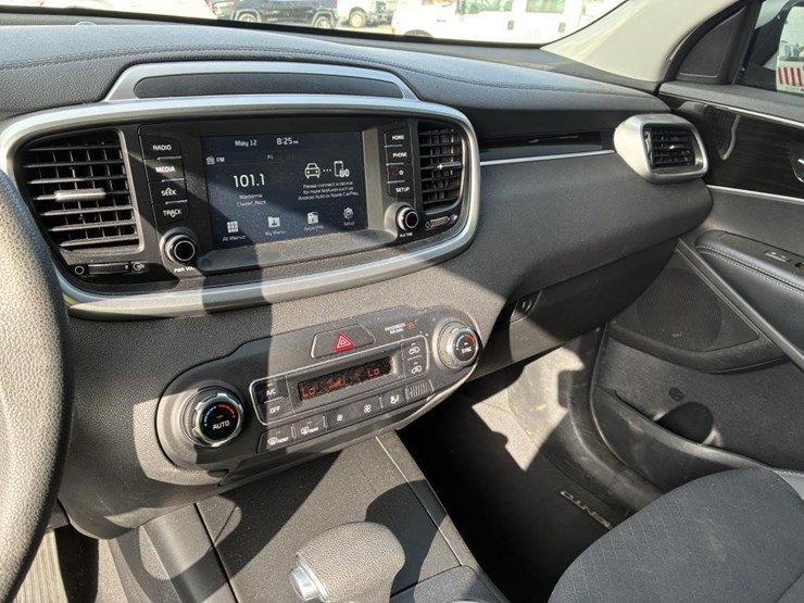 2019-kia-sorento-image-17