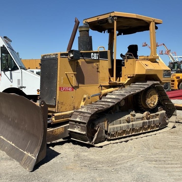 2000 CATERPILLAR D5M