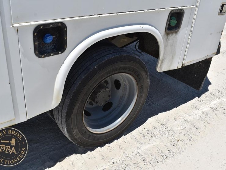 2012-ford-f450-image-13