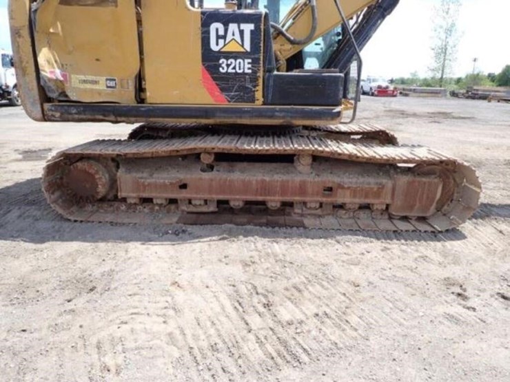 2014-caterpillar-320el-image-54