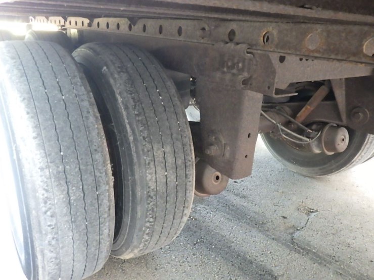 2005-utility-4000d-x-image-11