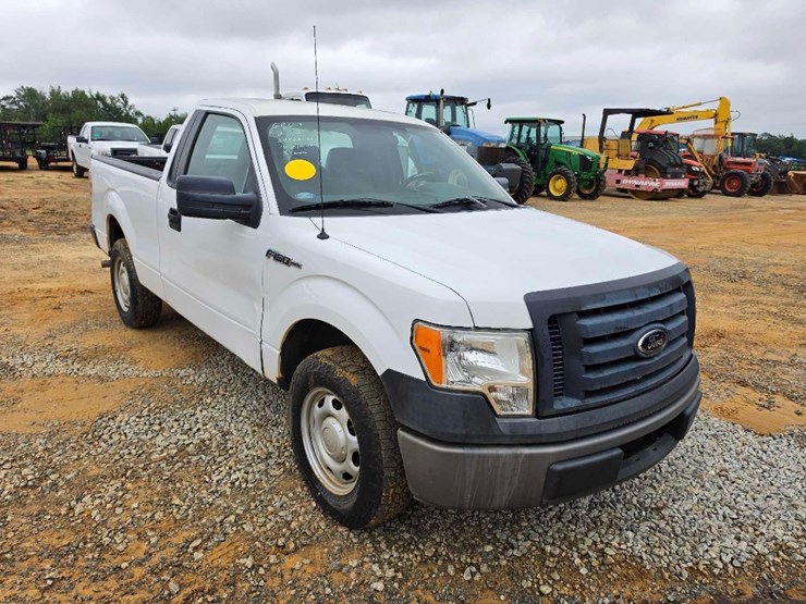 2012-ford-f150-xl-image-20