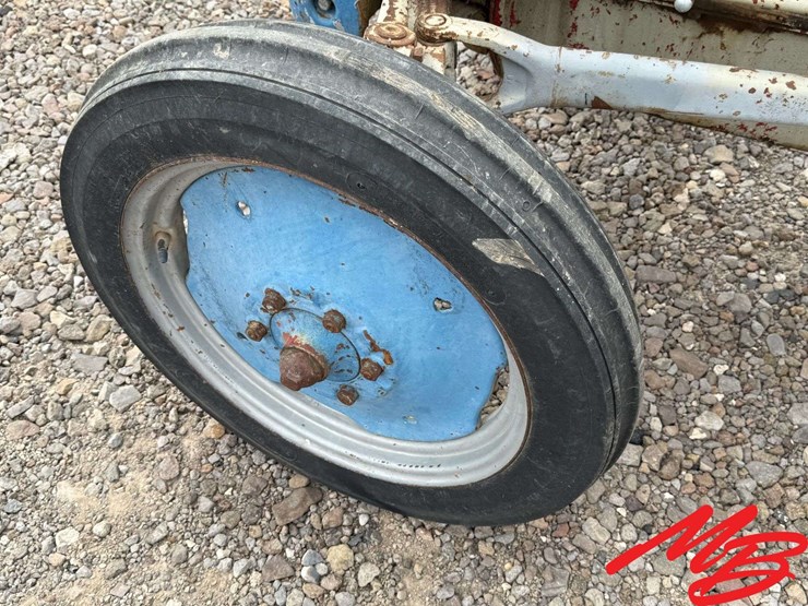 ford-8n-image-12