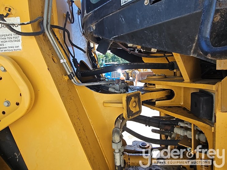 2012-caterpillar-930k-image-21