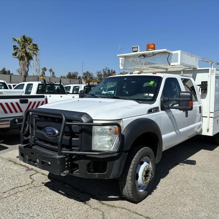 2012 FORD F550