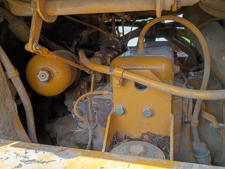 caterpillar-963b-image-18