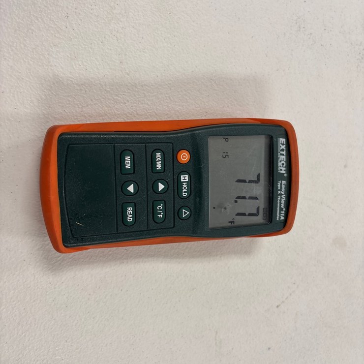 #4028 • EXTECH TYPE K THERMOMETER