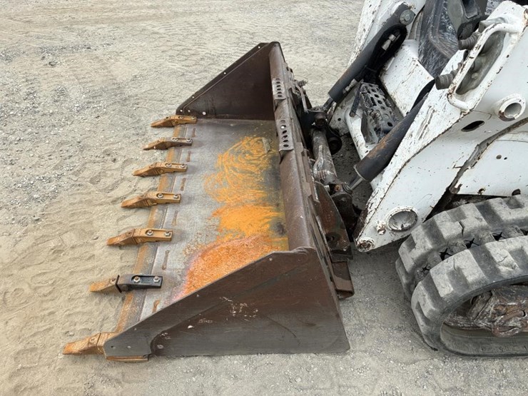 2020-bobcat-t590-image-5