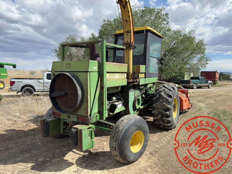 john-deere-5820-image-5