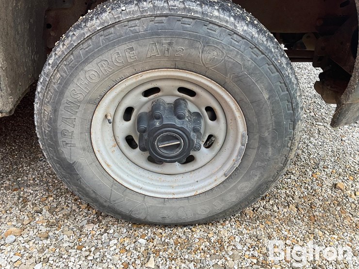 2003-ford-f250-xl-image-13