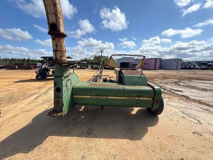 john-deere-3800-image-5