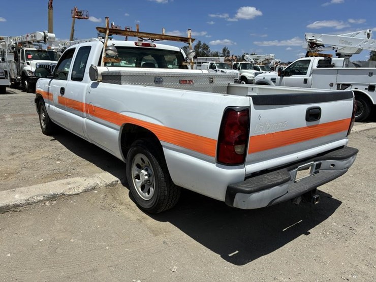 2006-chevrolet-silverado-1500-image-4