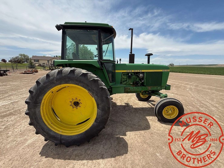 1975-john-deere-4030-image-5
