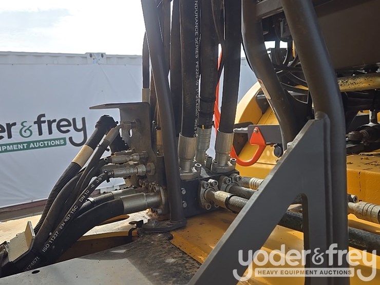 2023-volvo-a25g-image-20