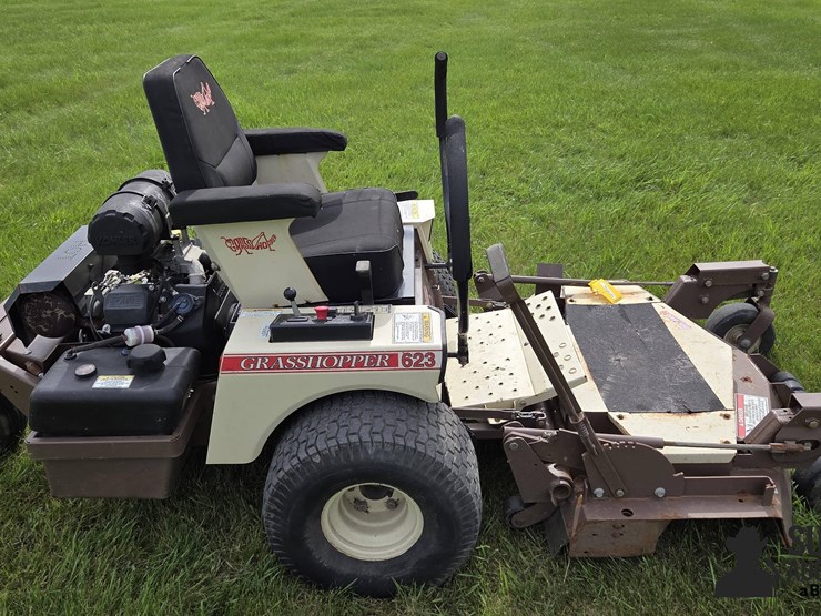 2014-grasshopper-623t-image-4