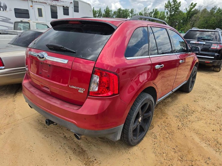 2012-ford-edge-image-3