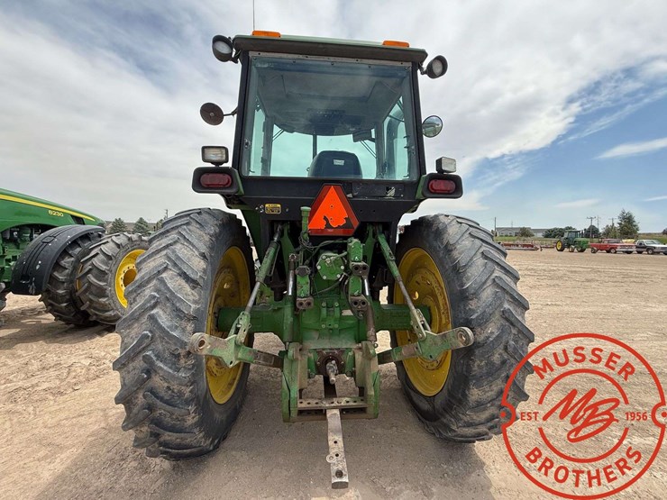 1992-john-deere-4960-image-6