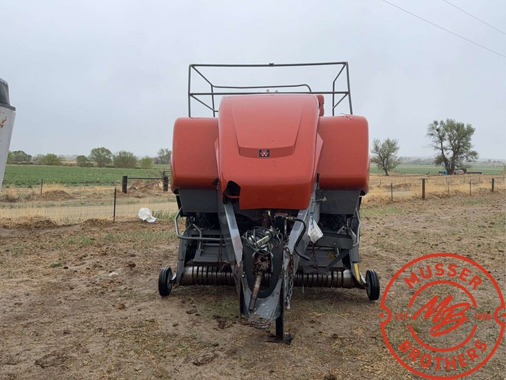 2009-massey-ferguson-2190-image-3