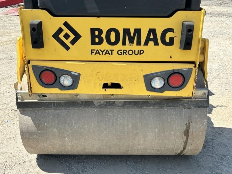 2019-bomag-bw120-image-11