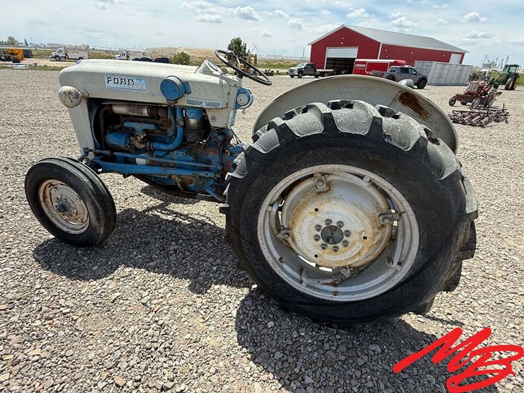 ford-4000-image-4