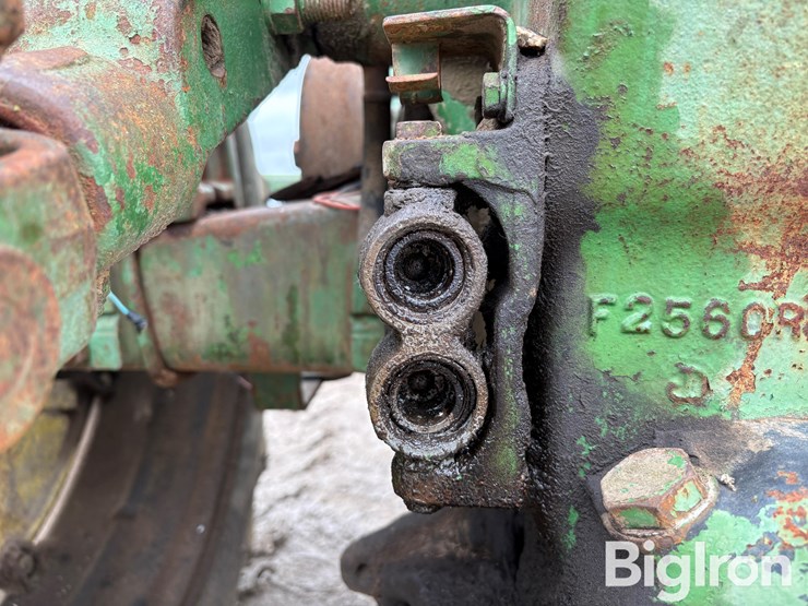 john-deere-720-image-14